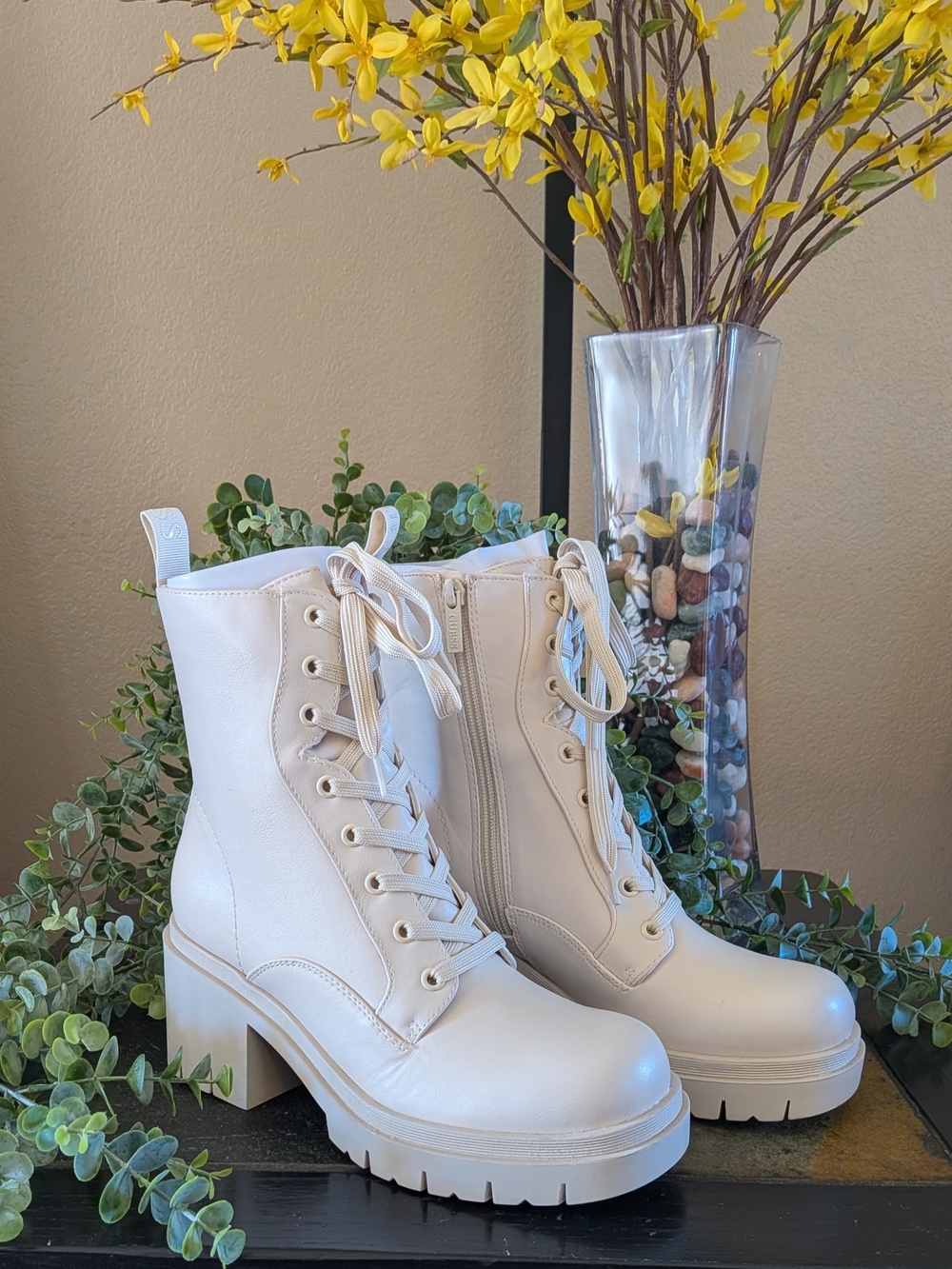 NWT! GUESS®Juel Low Heel Lace Up Combat Booties IVORY Size 7.5M